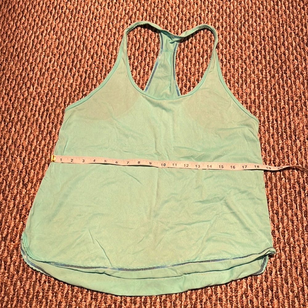 Lululemon tank